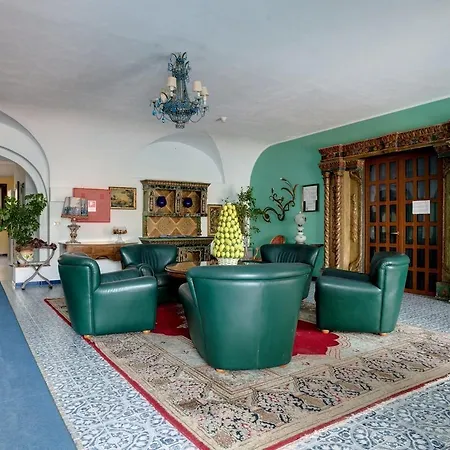 Arathena Rocks Hotel 4*