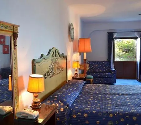 Arathena Rocks Hotel 4*