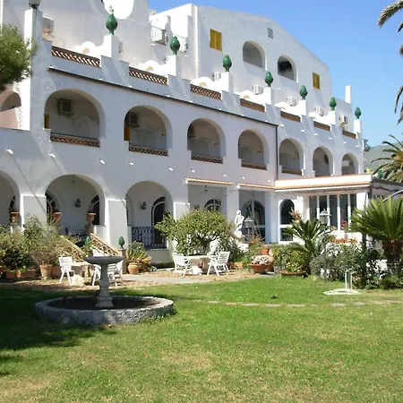 Hotel Arathena Rocks