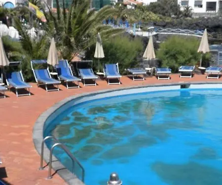 Hotell Arathena Rocks Giardini Naxos