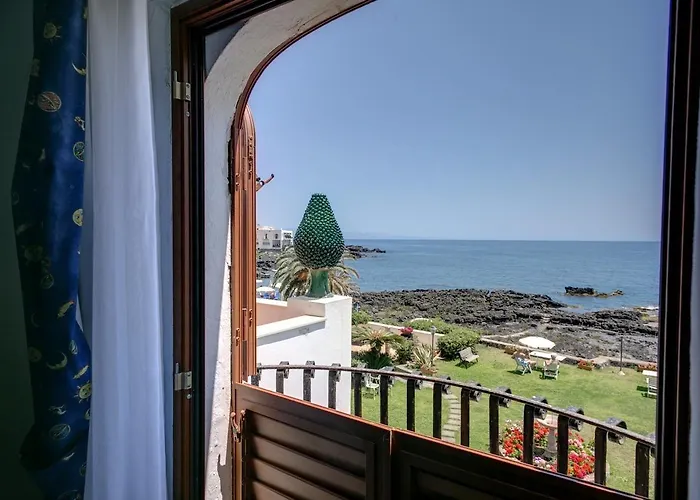 Hotel Arathena Rocks Giardini-Naxos
